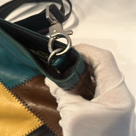 🔥Buttery Leather BOHO Patchwork Crossbody, Adj Strap, 2 Pockets, Zip Close Toms - Picture 15 of 16